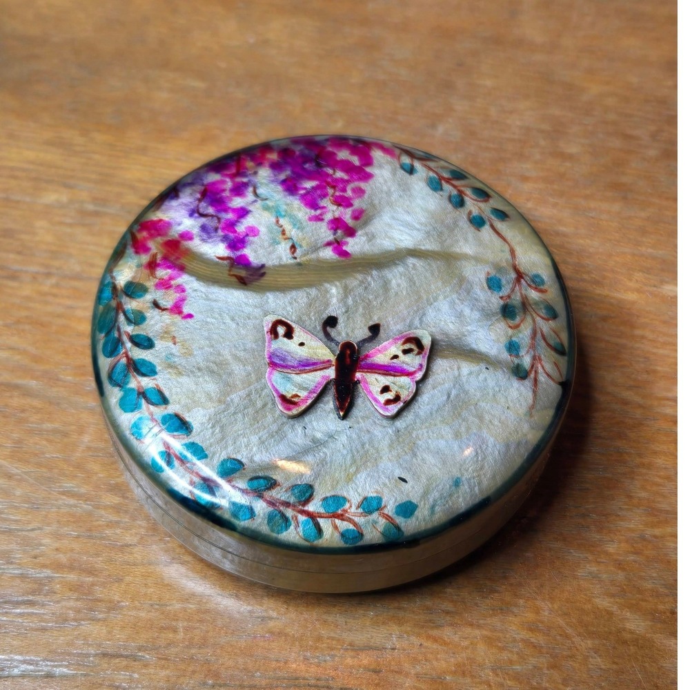 Vintage Pealescent Hand Painted Butterfly Floral Powder Compact Mirror Puff